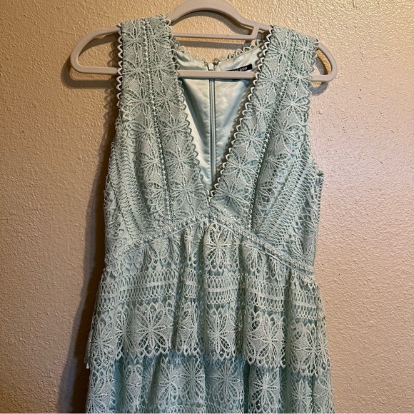 Gianni Bini Sky Tiered Dress - Picture 7 of 7